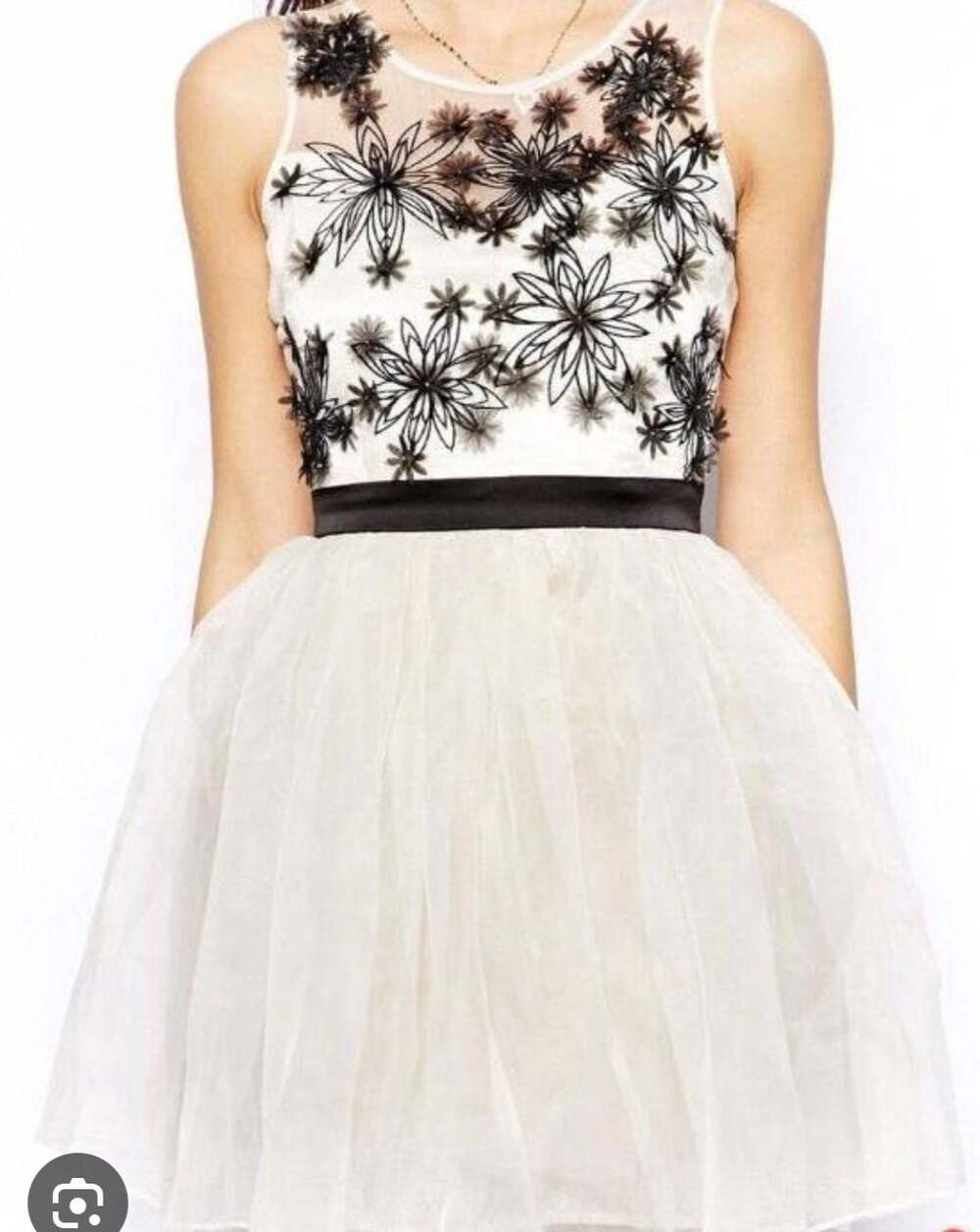 Lipsy London Fit & Flare Laser Cut Flower Dress Womens 12 Mini Babydoll Prom NEW
